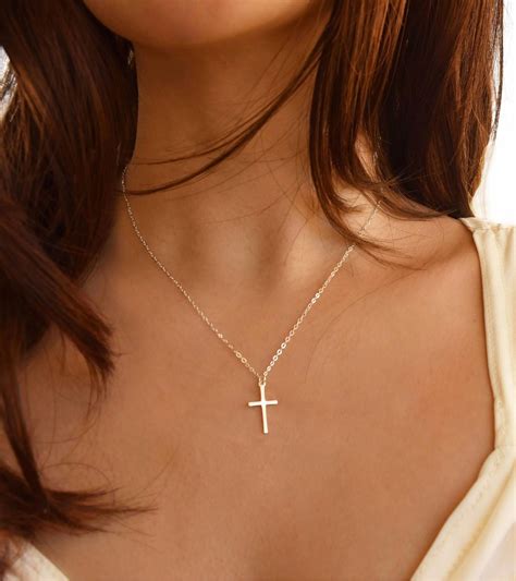 simple cross necklace womens